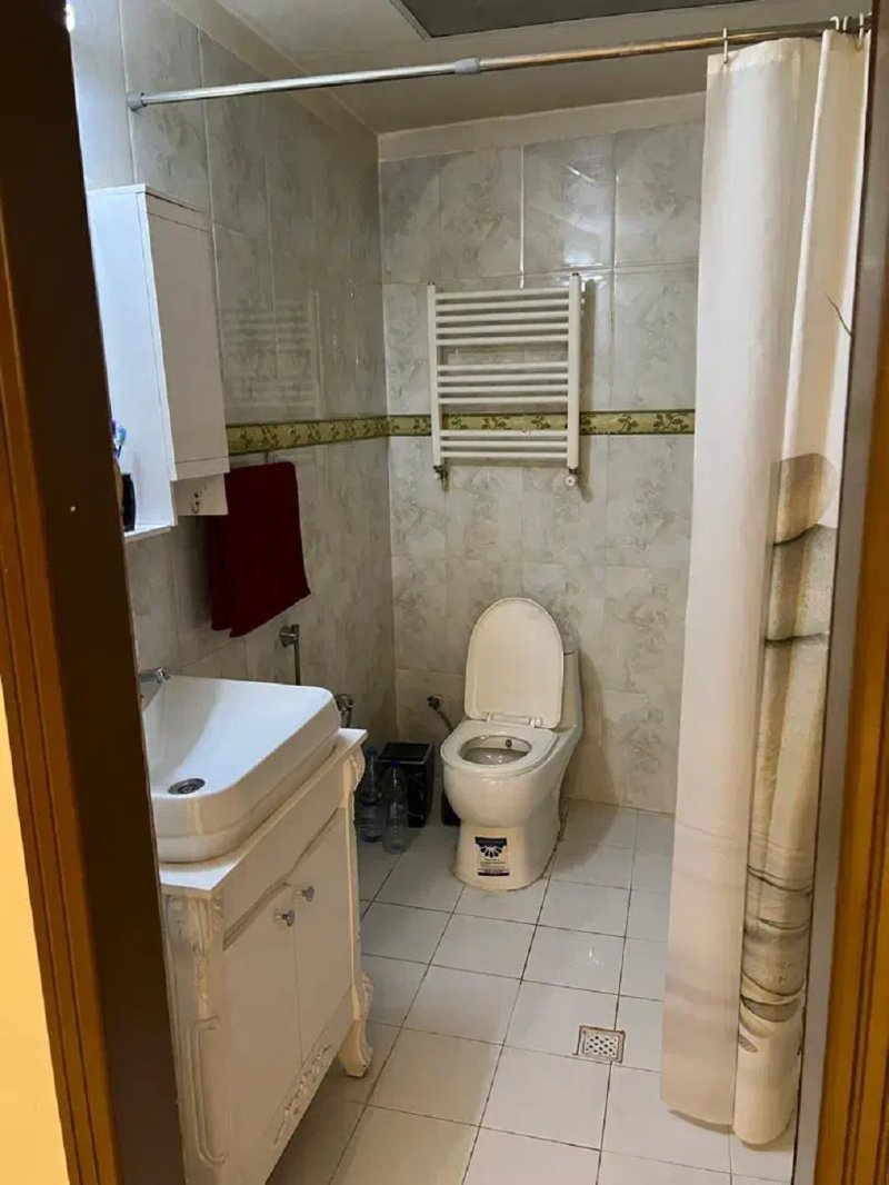 آپارتمان 130 متری دو خوابه در نیاوران تهران13800227318