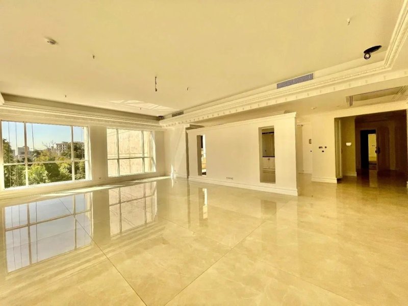 آپارتمان 200 متری سه خوابه در سعادت آباد تهران13790327107