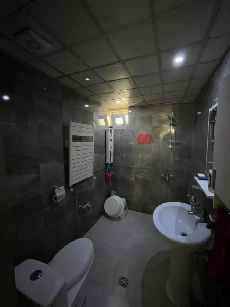 آپارتمان 142 متری سه خوابه در سعادت آباد تهران13797227274