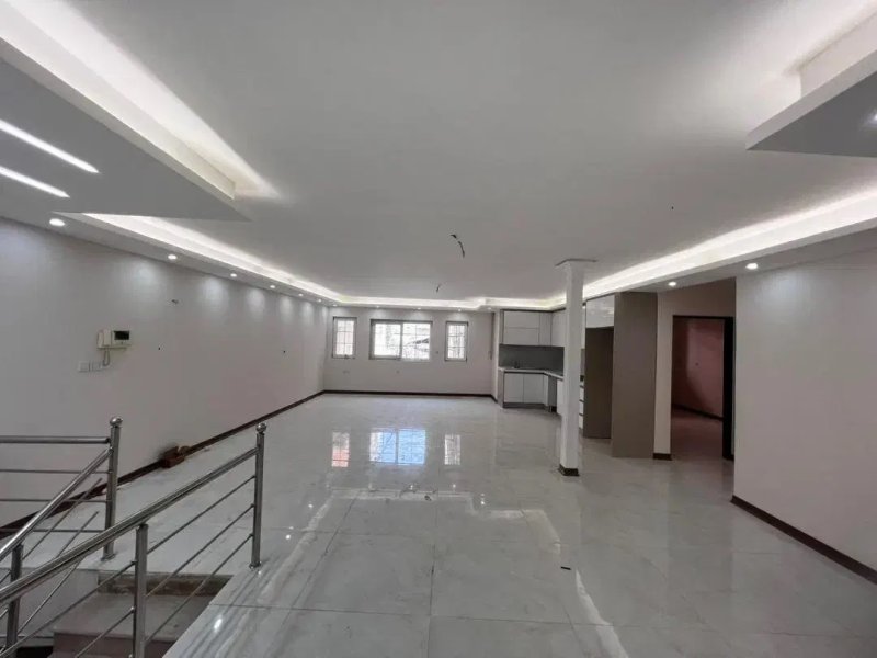 ویلا 120 متری دو خوابه در خیابان کفشگرکلا قائم شهر13804027380