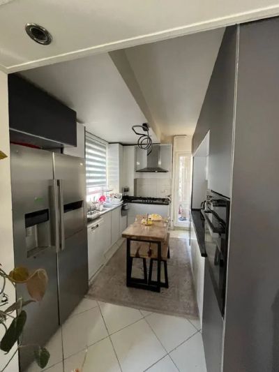 آپارتمان 142 متری سه خوابه در سعادت آباد تهران