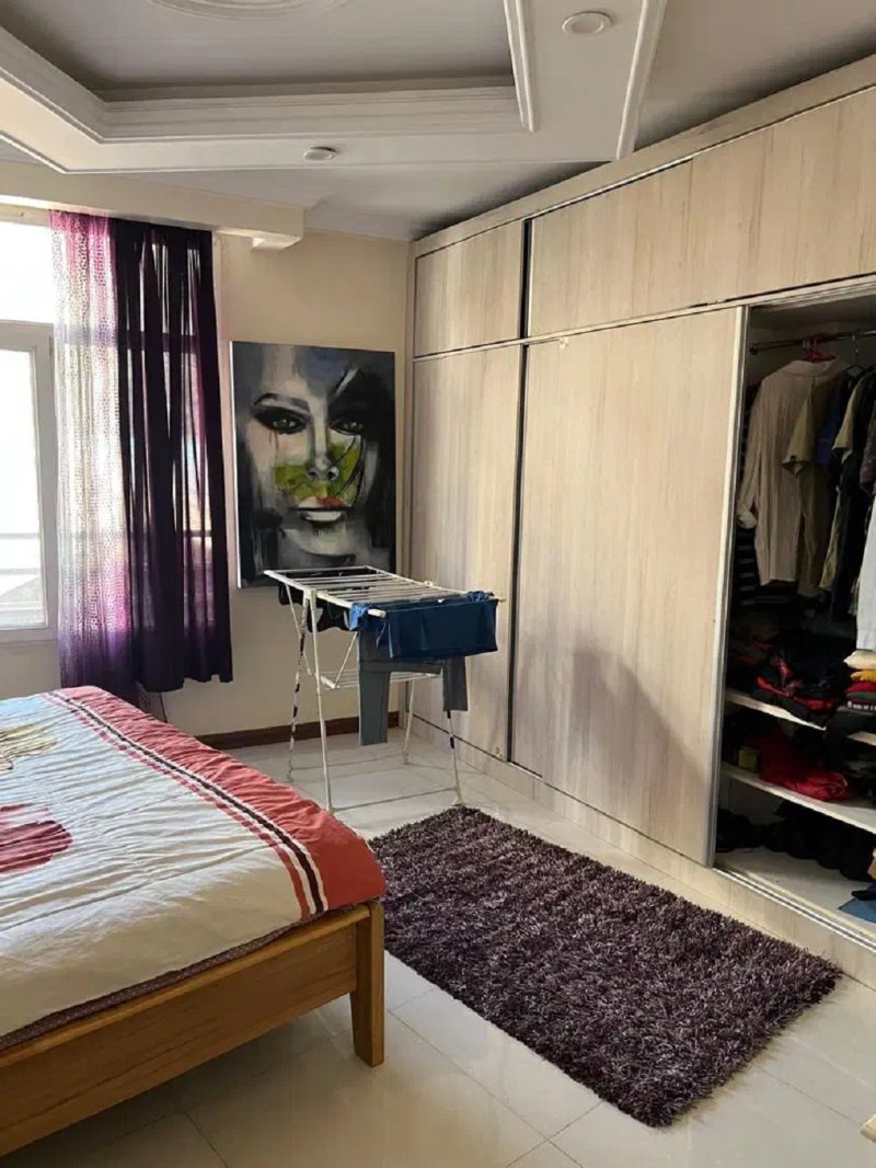 آپارتمان 130 متری دو خوابه در نیاوران تهران13800227316