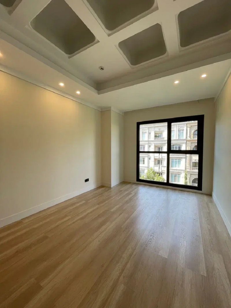 آپارتمان 200 متری سه خوابه در فرمانیه تهران13800627325