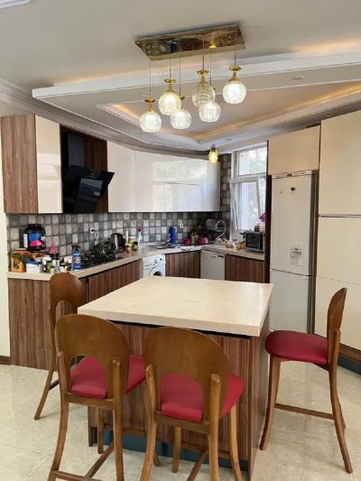 آپارتمان 130 متری دو خوابه در نیاوران تهران