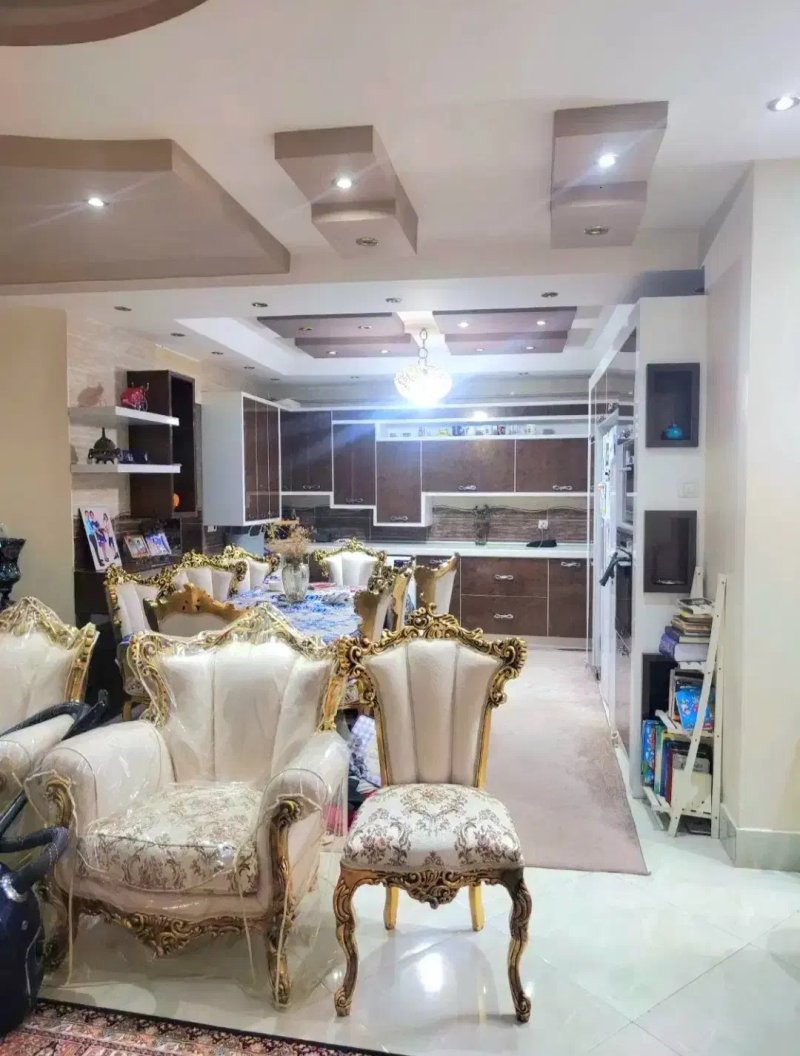 آپارتمان 144 متری سه خوابه در قائمشهر قائم شهر13799127302