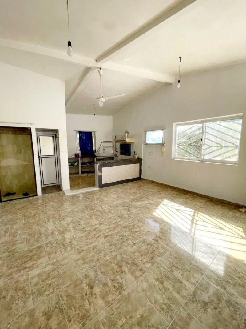 ویلا 400 متری یک خوابه در جاده نظامی قائم شهر13791527144