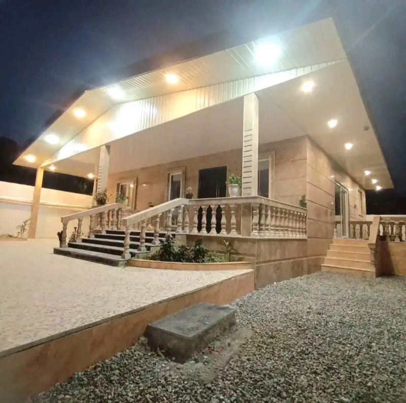 ویلا 256 متری دو خوابه در جاده نظامی قائم شهر13796527254