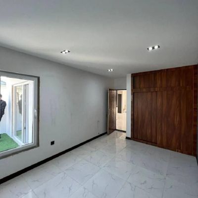 ویلا 300 متری سه خوابه در نور نور مازندران