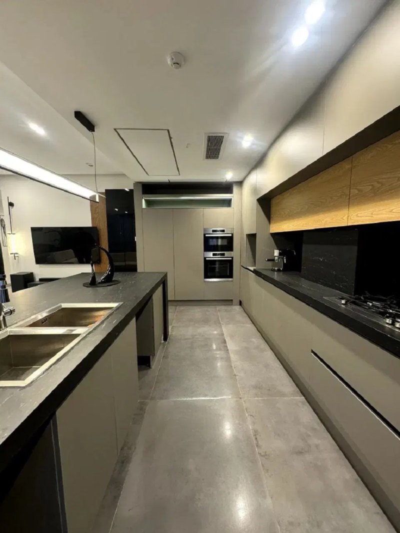 آپارتمان 170 متری سه خوابه در سعادت آباد تهران13794327210