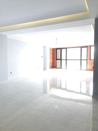 آپارتمان 180 متری سه خوابه در نیاوران تهران