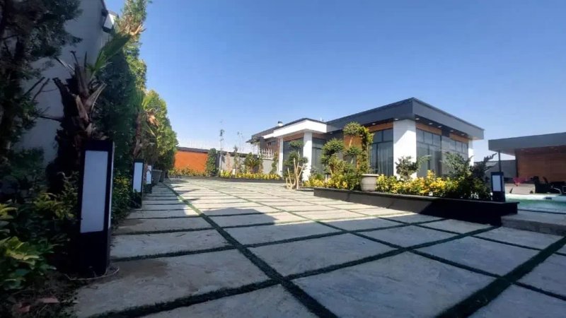 ویلا 500 متری دو خوابه در زعفرانیه تهران13812027606