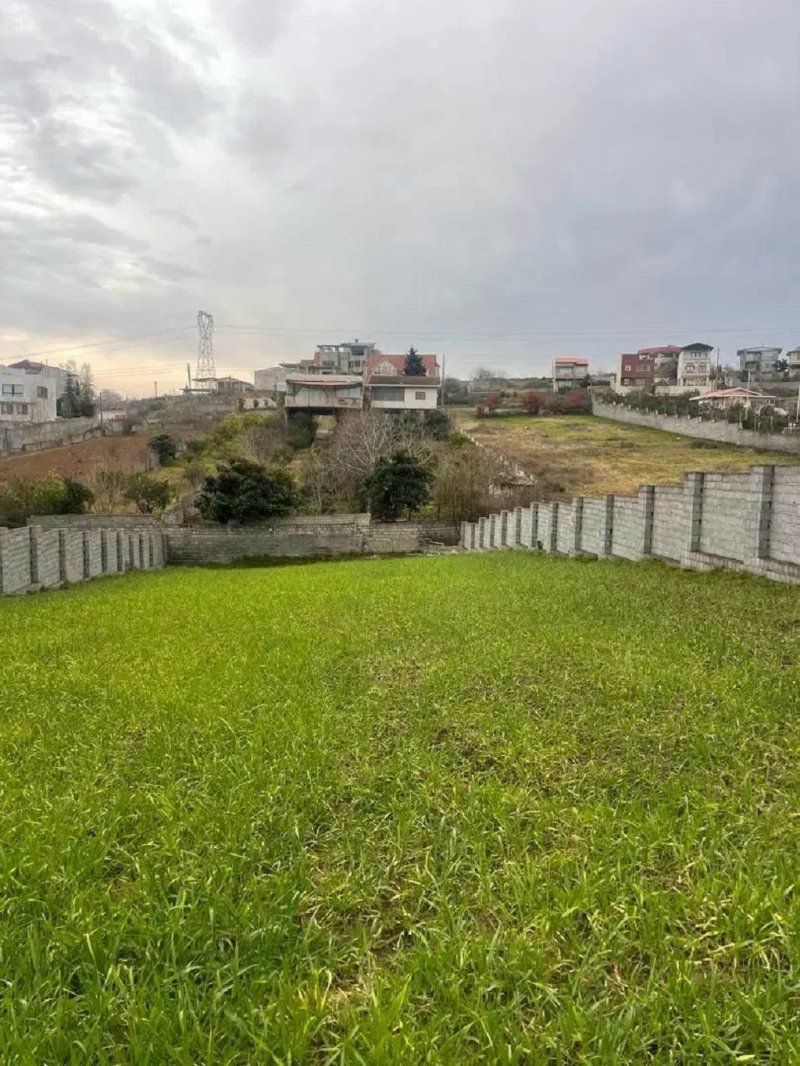 زمین 894 متری در جاده نظامی قائم شهر13809827546