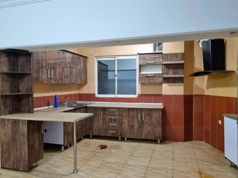 آپارتمان 110 متری دو خوابه در خیابان تهران قائم شهر13808827536