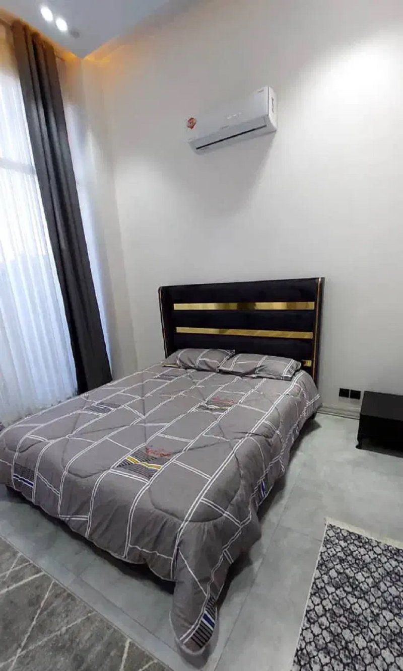 ویلا 500 متری دو خوابه در زعفرانیه تهران13812027611