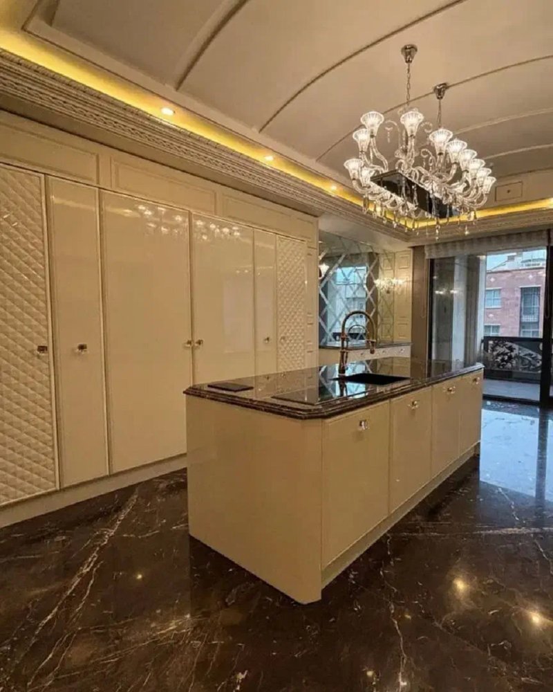 آپارتمان 290 متری چهارخوابه در سعادت آباد تهران13806927453