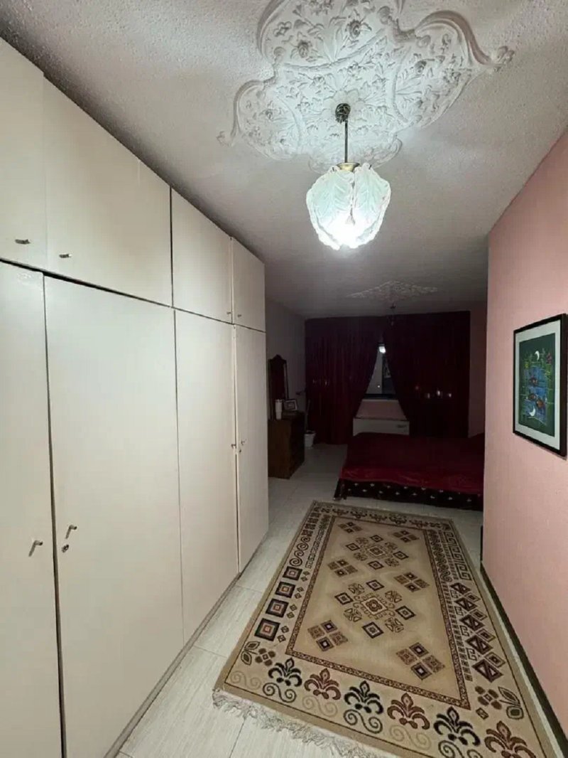 آپارتمان 170 متری سه خوابه در شهرک اکباتان تهران13811727586