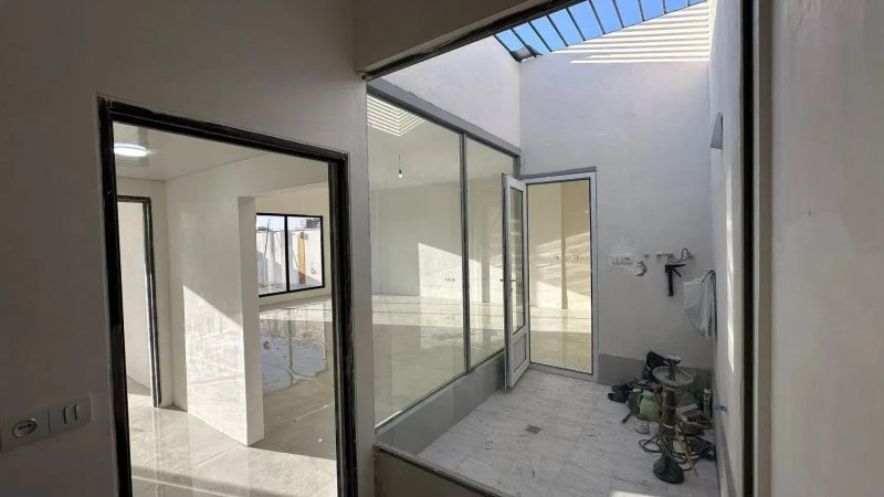 ویلا 200 متری دو خوابه در شهرک زعفرانیه کرج13812927672