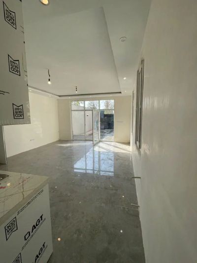 ویلا 250 متری دو خوابه در شهرک زعفرانیه کرج