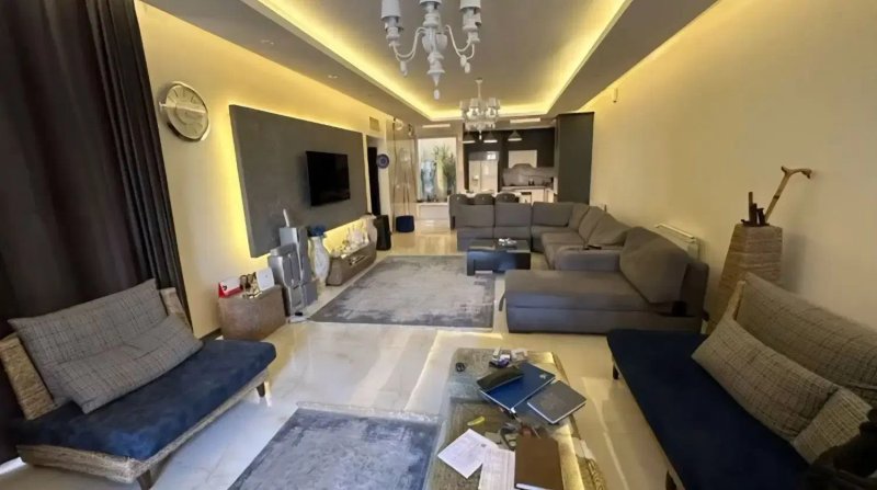 ویلا 500 متری دو خوابه در شهرک زعفرانیه کرج13812427625