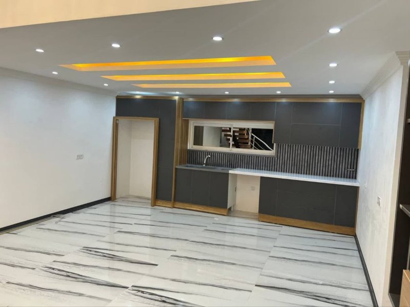 ویلا 260 متری چهارخوابه در آمل13805127410