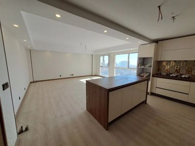 آپارتمان 135 متری سه خوابه در سعادت آباد تهران