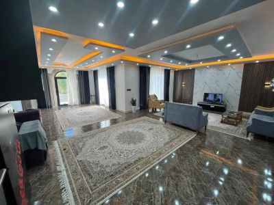 ویلا 330 متری دو خوابه در شهرک زعفرانیه کرج