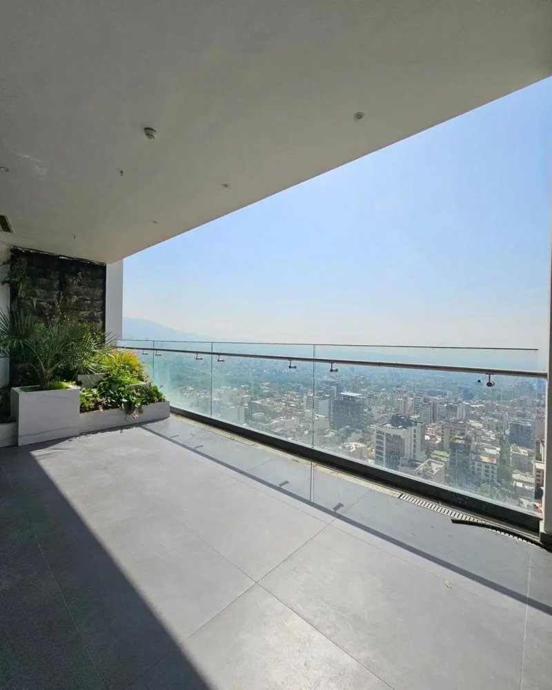 آپارتمان 270 متری سه خوابه در سعادت آباد تهران13806827445