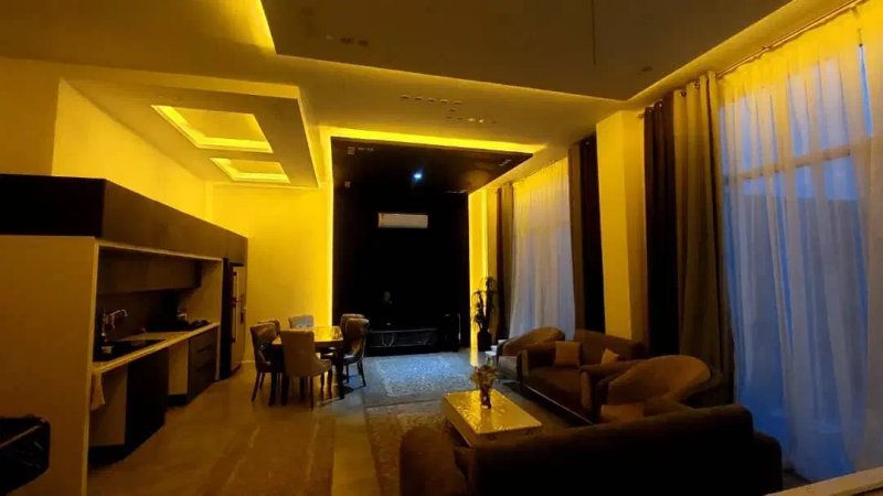 ویلا 500 متری دو خوابه در زعفرانیه تهران13812027609