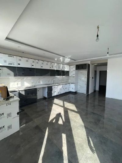 ویلا 250 متری دو خوابه در شهرک زعفرانیه کرج