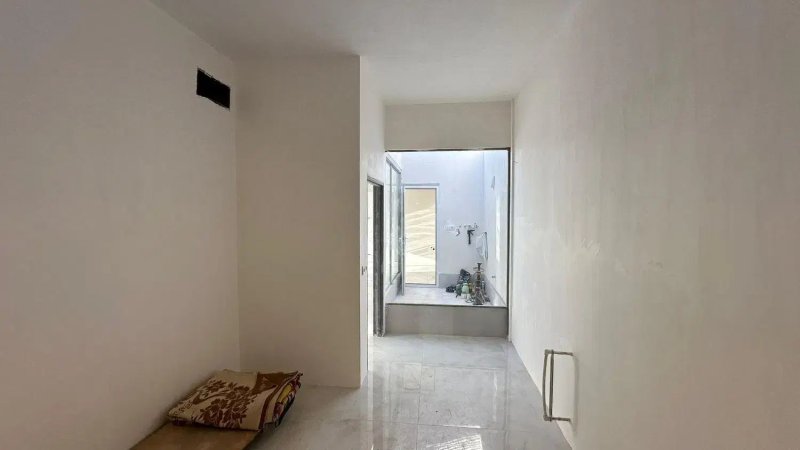 ویلا 200 متری دو خوابه در شهرک زعفرانیه کرج13812927669