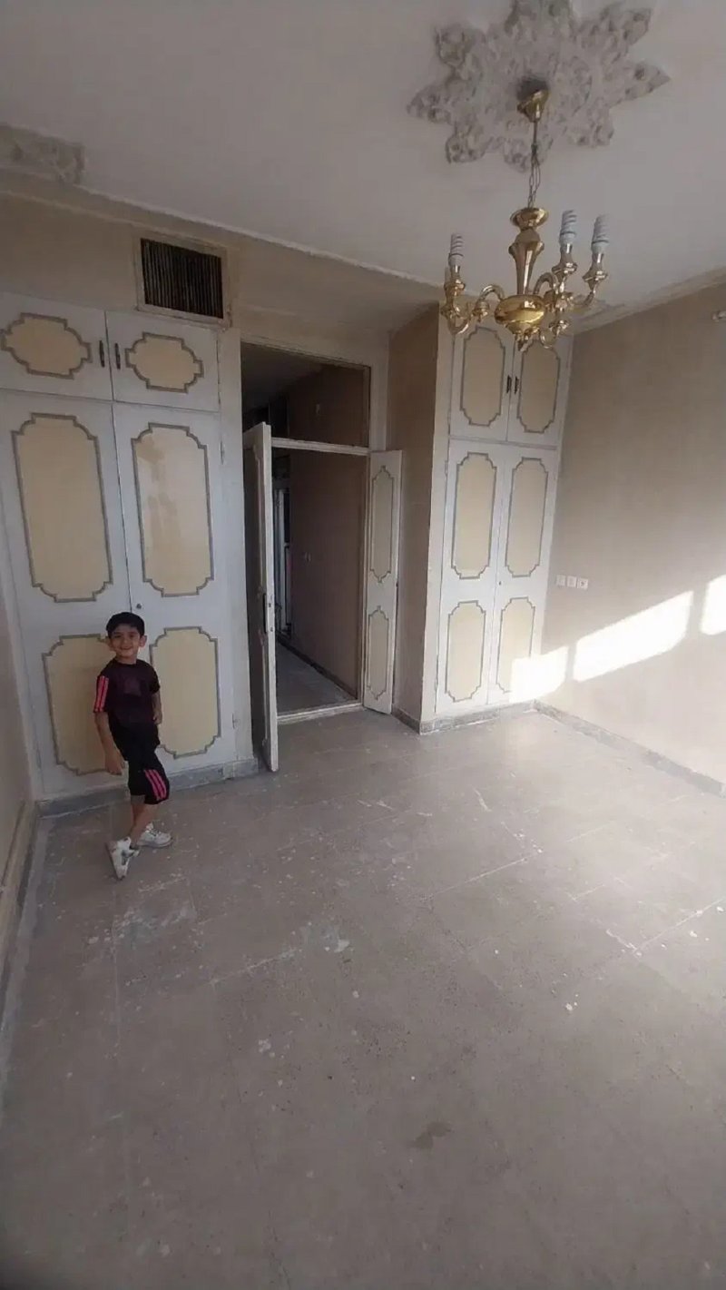 آپارتمان 100 متری دو خوابه در یافت آباد تهران13807527482