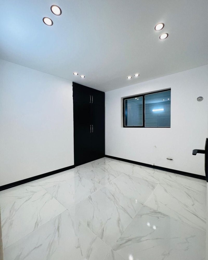 ویلا 400 متری سه خوابه در نور نور مازندران13817927859