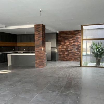 ویلا 300 متری سه خوابه در محمود آباد