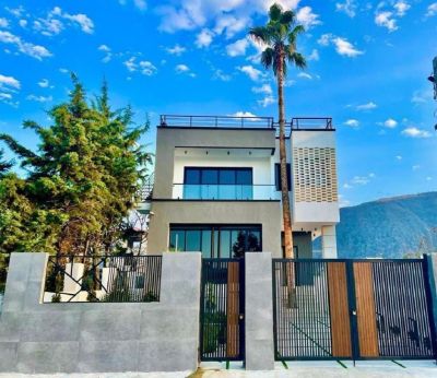 ویلا 300 متری سه خوابه در نور نور مازندران