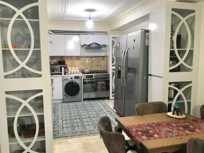 آپارتمان 106 متری دو خوابه در میدان امام خمینی قائم شهر