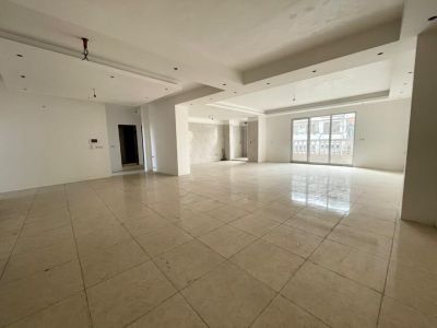 آپارتمان 200 متری سه خوابه در خیابان تهران قائم شهر