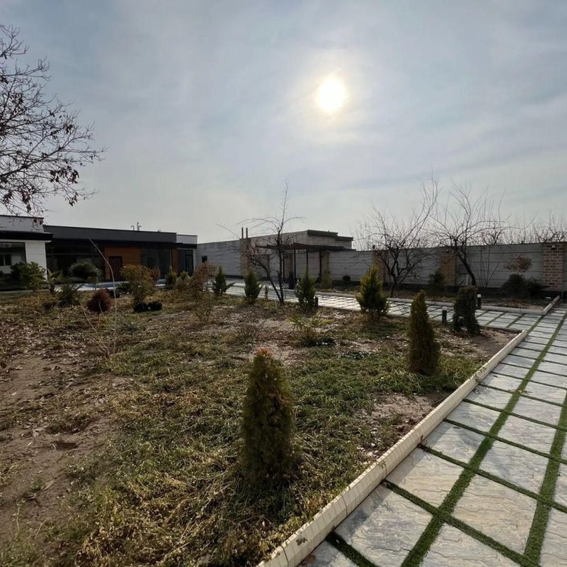 ویلا 300 متری سه خوابه در محمود آباد13816027750