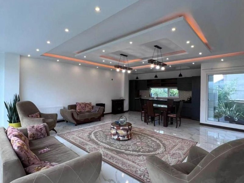 ویلا 300 متری سه خوابه در نور نور مازندران13815627722