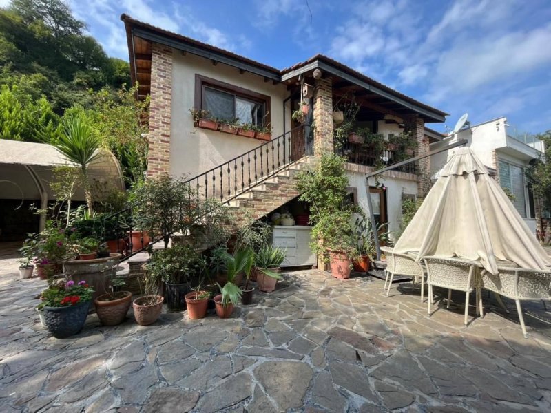 ویلا 500 متری سه خوابه در نور نور مازندران13816227760