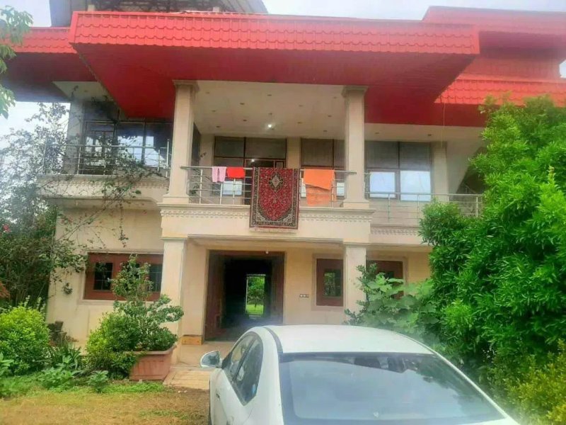 ویلا 3300 متری دو خوابه در جاده نظامی قائم شهر13814427690