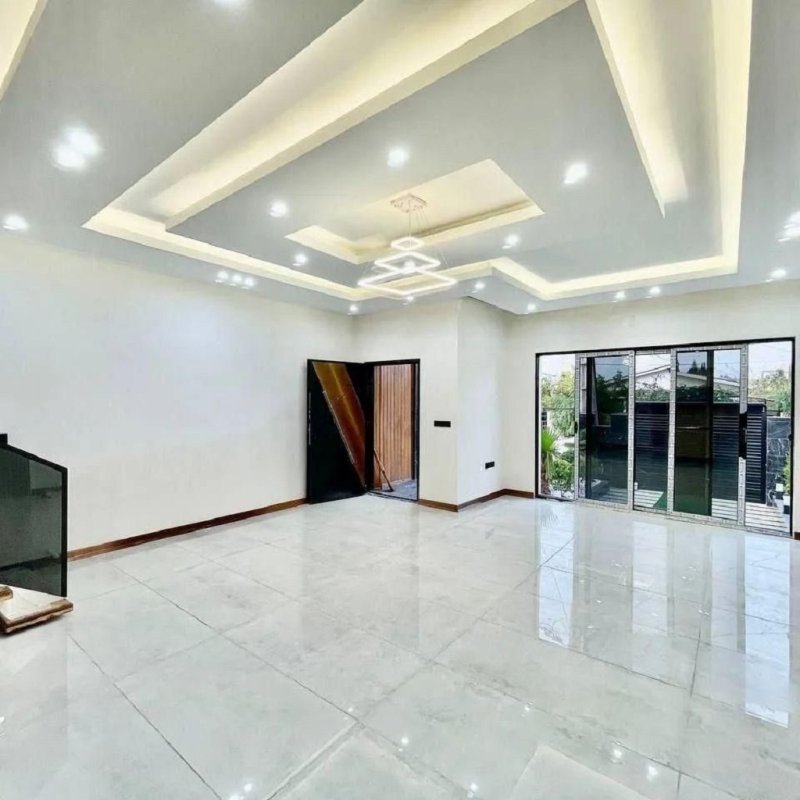 ویلا 300 متری سه خوابه در نور نور مازندران13818427884