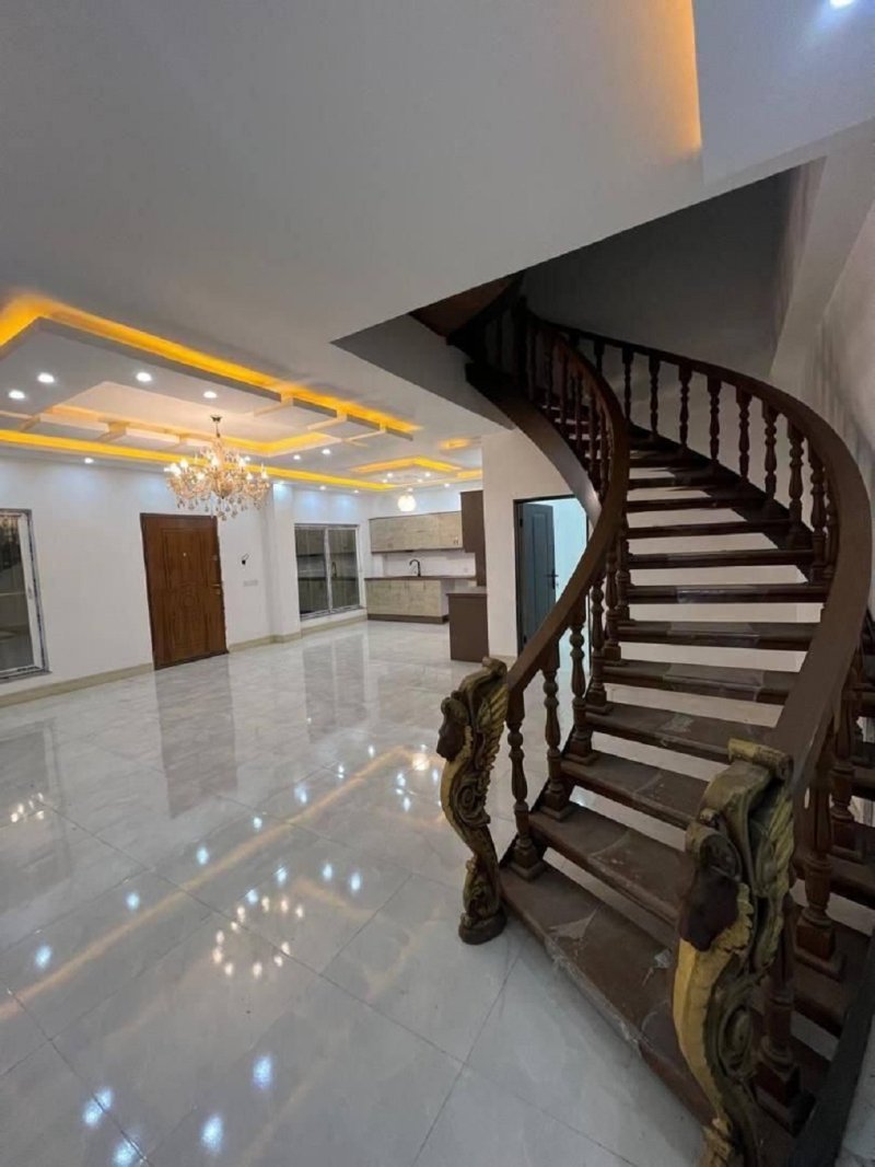 ویلا 320 متری سه خوابه در نور نور مازندران13817627840