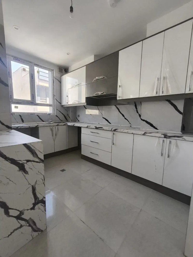 آپارتمان 79 متری دو خوابه در سبلان شمالی تهران13822327947