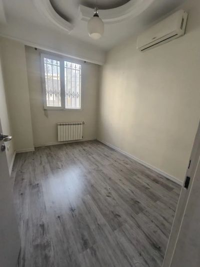 آپارتمان 92 متری دو خوابه در نیلوفر تهران