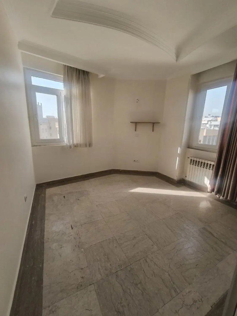 آپارتمان 80 متری دو خوابه در بهار تهران13824728030