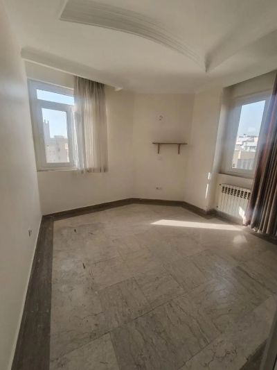 آپارتمان 80 متری دو خوابه در بهار تهران