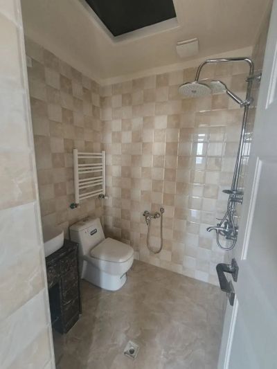 آپارتمان 90 متری دو خوابه در بهار تهران