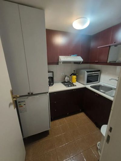 اداری 66 متری سه خوابه در ایرانشهر تهران