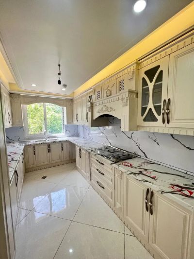 آپارتمان 90 متری دو خوابه در کوی ارم تهران