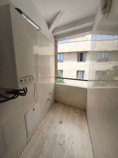 آپارتمان 91 متری دو خوابه در عباس‌آباد تهران